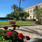 Vila El Maestre *